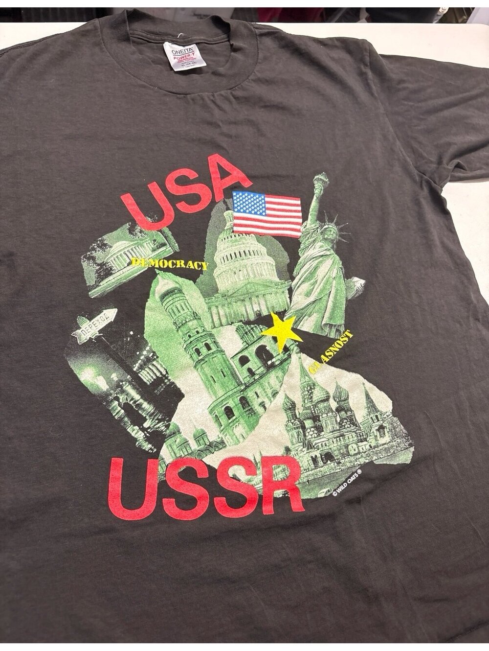 Vintage 80s USA USSR Glasnost Democracy T-Shirt Cold War Sz XL Oneita